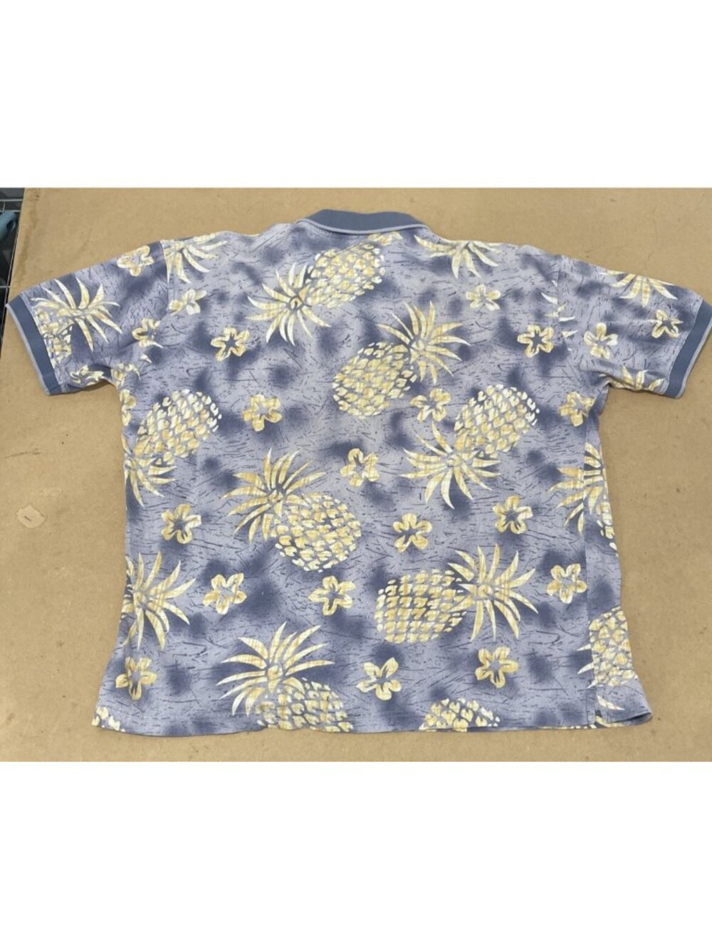 Bamboo Cay Polo Shirt Blue Floral Pineapples Hawaii Mens Size XL - Picture 6 of 7